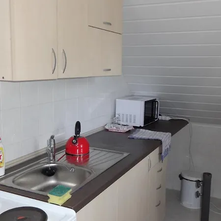 Magdi Apartman *